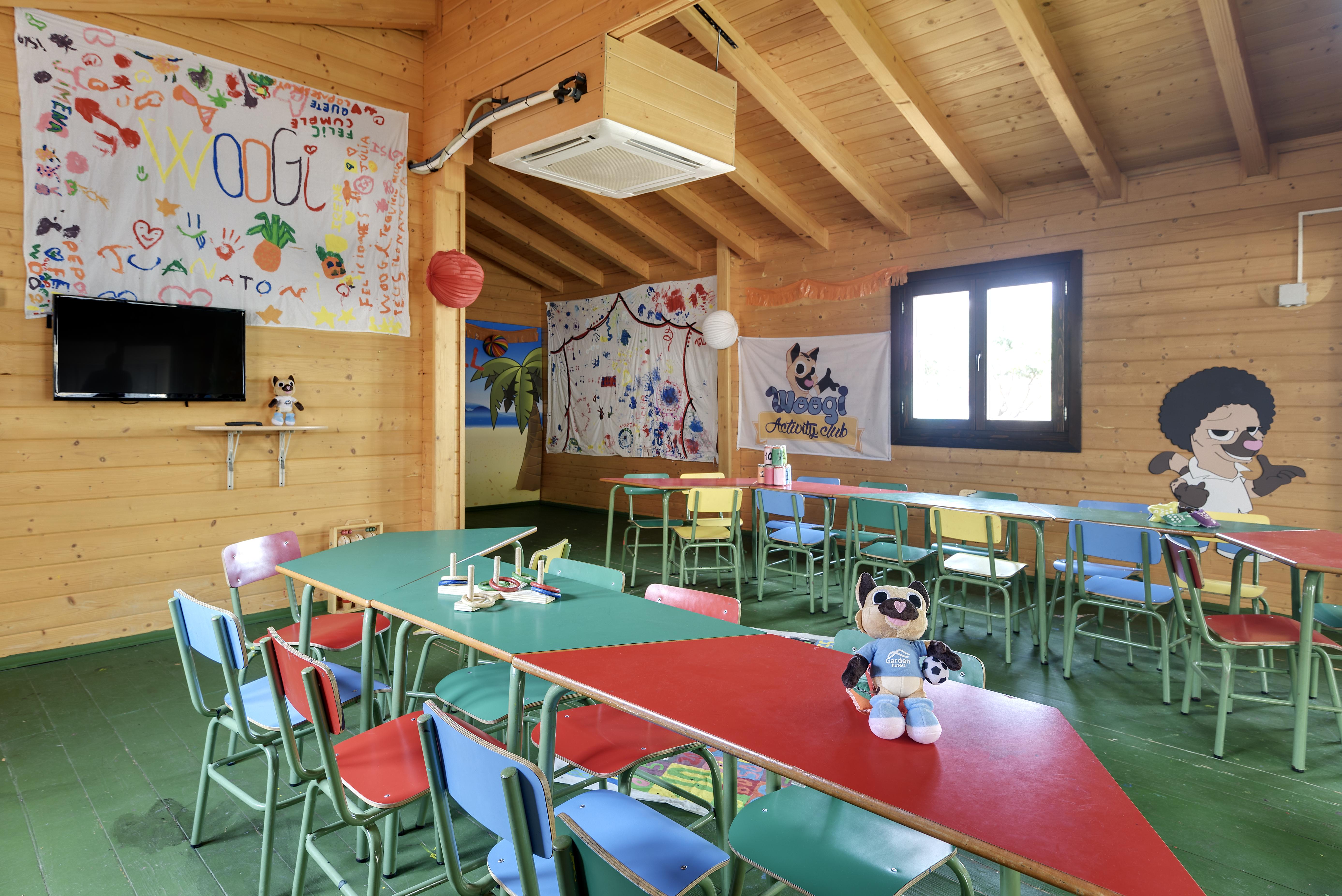 Cabogata Beach Hotel Retamar  Luaran gambar The nursery