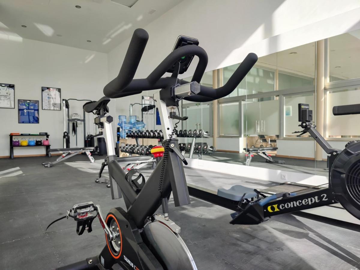 Cabogata Beach Hotel Retamar  Luaran gambar The gym at the National Training Centre, Keele University