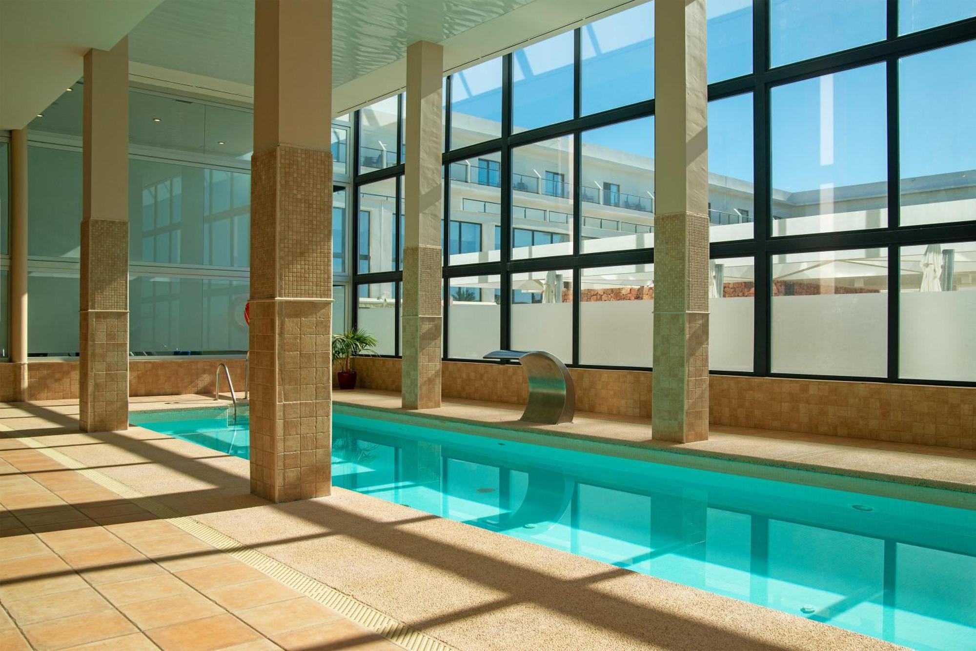 Cabogata Beach Hotel Retamar  Luaran gambar The swimming pool at the hotel